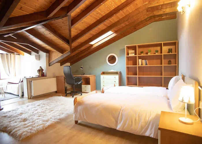 Alpesi faház Soffitta House Sofi! *